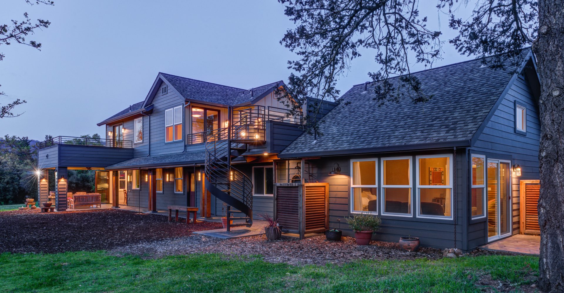 Custom home exterior by Sonoma County home builder LEFF Design Build.